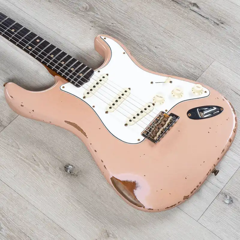Flash Sale Fender Custom Shop 2019 Limited Roasted Tomatillo Strat Relic Guitar, Rosewood Fingerboard, Aged Dirty Shell Pink