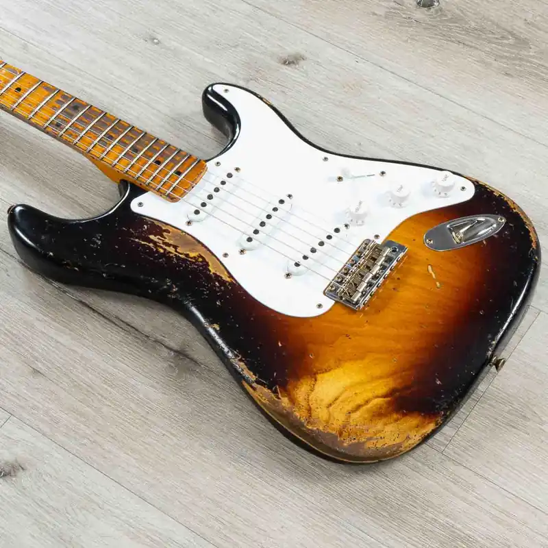 Free Shipping Fender Custom Shop Limited Edition 70th Anniversary 1954 Stratocaster Super Heavy Relic Guitar, Wide-Fade 2-Color Sunburst