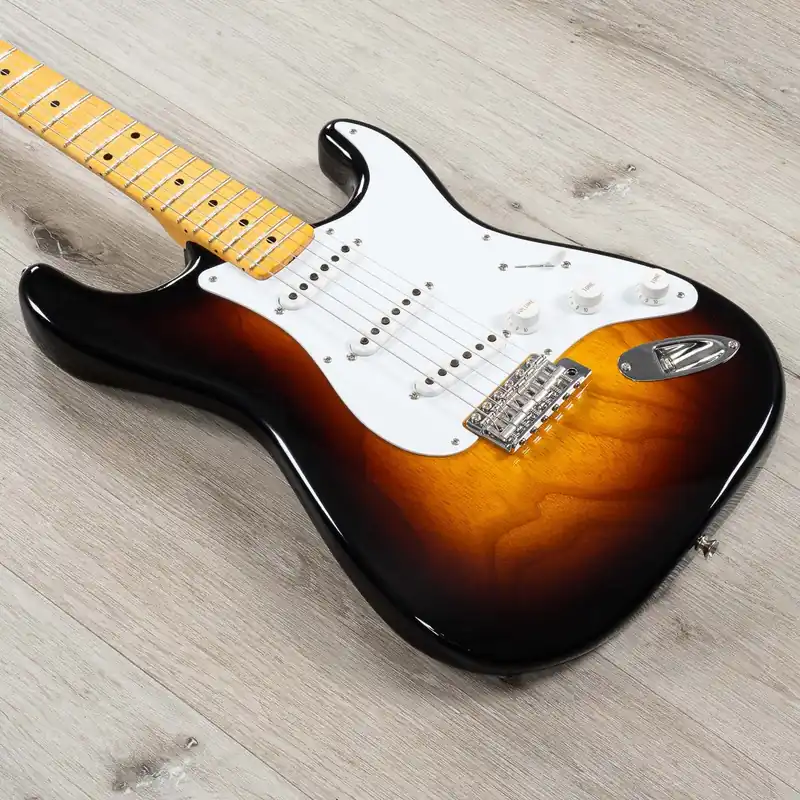 Fender Custom Shop Limited Edition 70th Anniversary 1954 Stratocaster DLX Closet Classic Guitar, Wide-Fade 2-Color Sunburst Premium