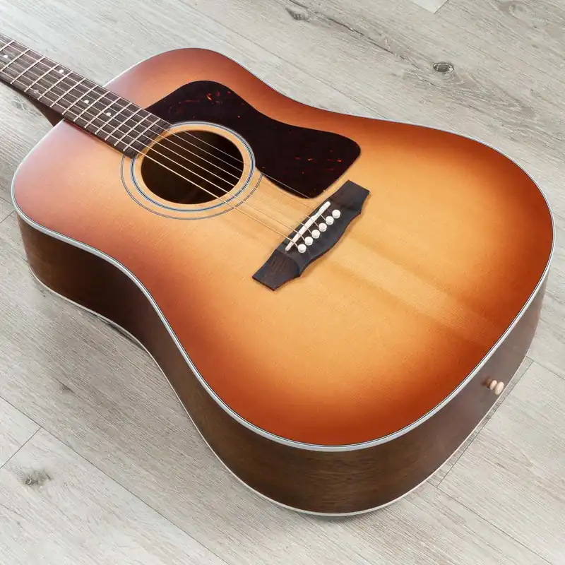 Don’t Miss Out Guild D-40 Standard Dreadnought Acoustic Guitar, Rosewood Fretboard, Pacific Sunset Burst