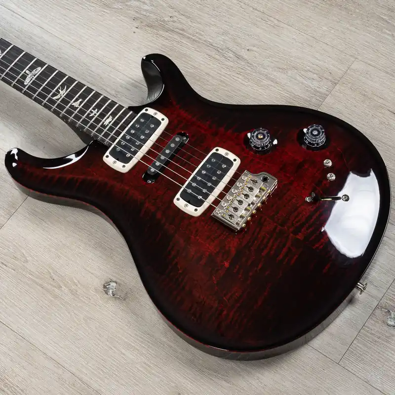 PRS Paul Reed Smith Modern Eagle V Guitar, Rosewood Fretboard, Fire Smokeburst Luxury