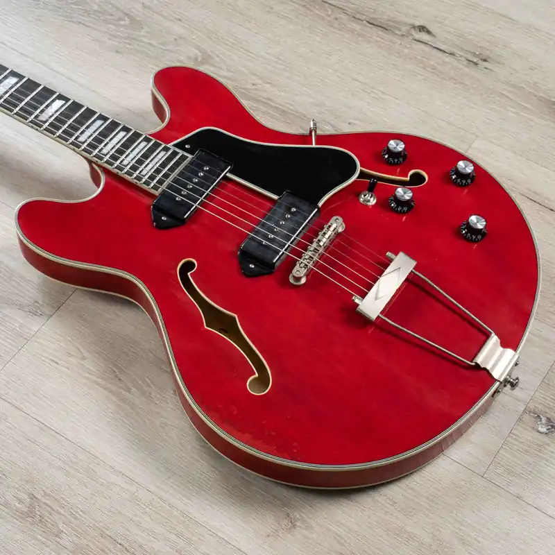 Eastman T64/v-T Hollowbody Guitar, Ebony Fretboard, Trapeze, Antique Red Sale