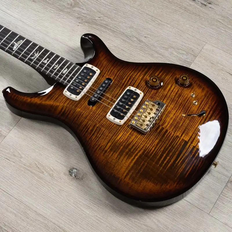 PRS Paul Reed Smith Modern Eagle V 10-Top Guitar, Rosewood Fretboard, Black Gold Burst Must Have
