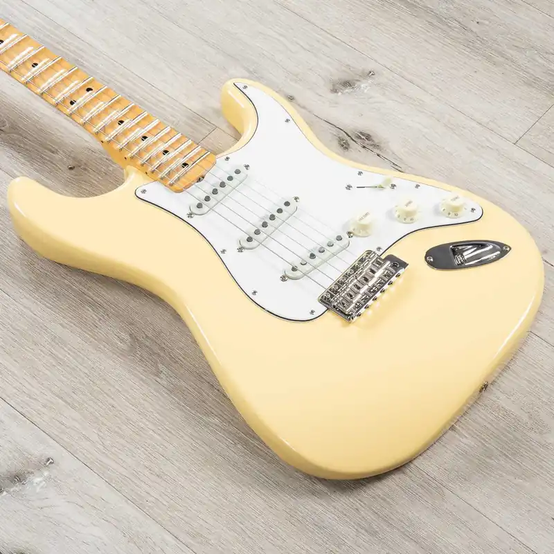 Fender Custom Shop Yngwie Malmsteen Signature Stratocaster Guitar, Scalloped Maple Fretboard, Vintage White Super Sale