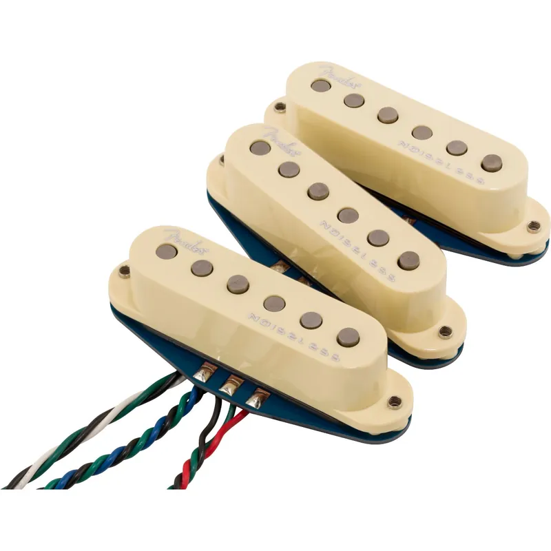 Fan Favorite Fender Ultra Noiseless Vintage Stratocaster Guitar Pickup Set, White