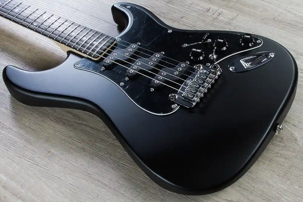 Order Now G&L USA Comanche Electric Guitar, Ebony Fingerboard, Hard Case - Jet Black