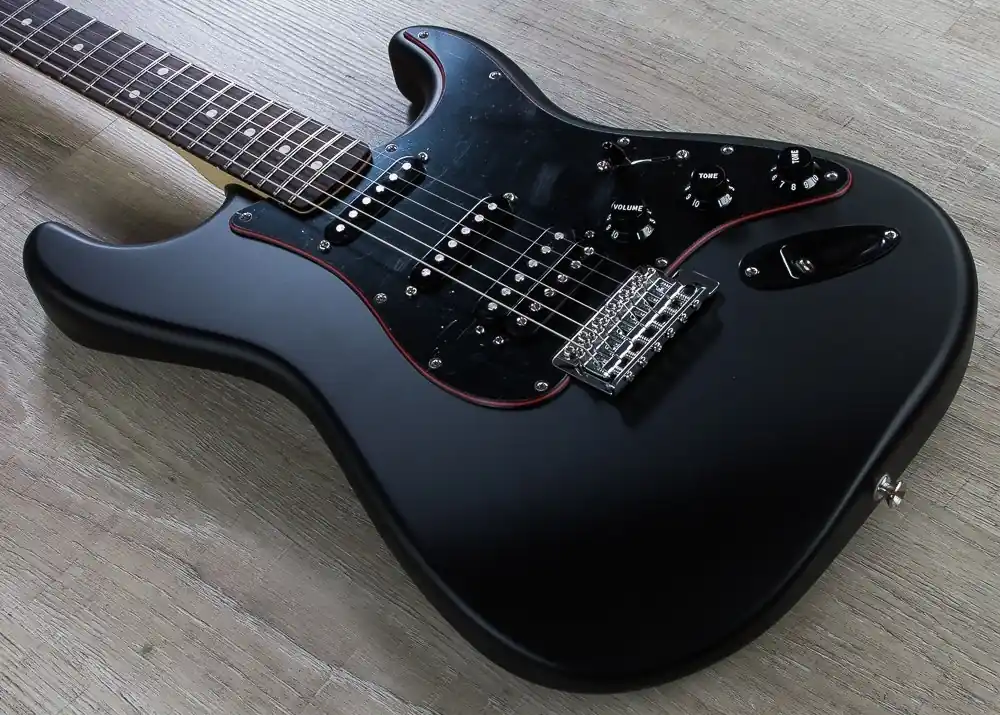 Brand New Fender Special Edition Stratocaster Noir Electric Guitar, Rosewood Fingerboard, HSS - Satin Black Finish