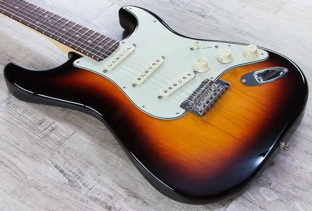 Fender Deluxe Roadhouse Stratocaster Electric Guitar, Rosewood Fingerboard, Deluxe Gig Bag - 3-Color Sunburst Place Order