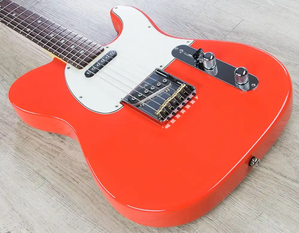 G&L USA ASAT Classic Electric Guitar, Rosewood Fingerboard, Hard Case - Fullerton Red (B-STOCK) Must Have