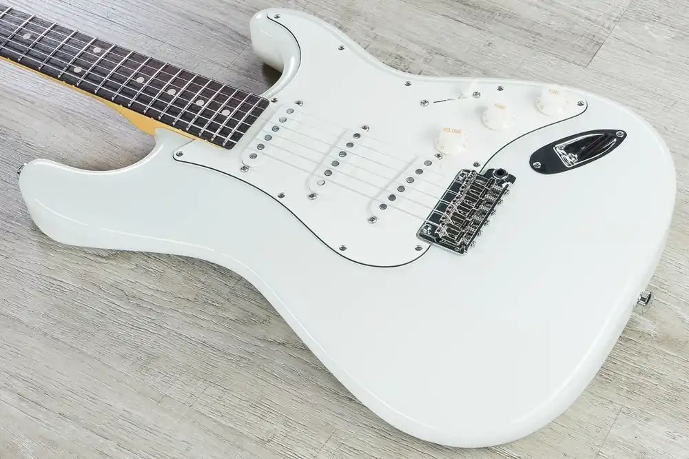 Free Returns Suhr CP-OWH-IR-SSS Classic Pro, Indian Rosewood Fingerboard, SSS, SSCII, Electric Guitar - Olympic White