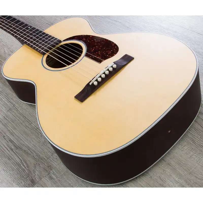 Trusted Brand Guild M-40 Troubadour Concert Acoustic Guitar, Indian Rosewood Fingerboard, Hardshell Case - Natural