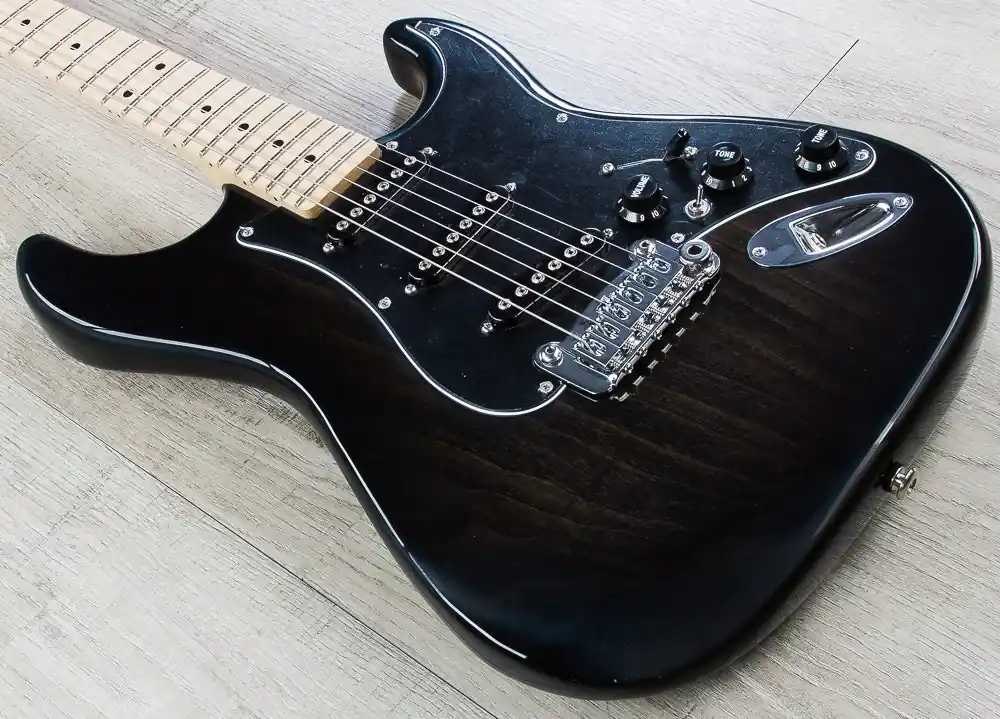 Big Sale G&L USA S-500 Electric Guitar, Maple Fingerboard, Hard Case - Blackburst