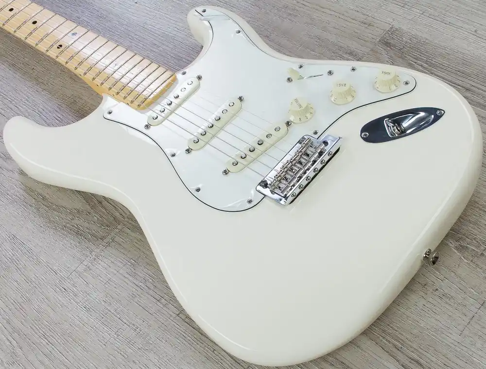 Fender American Pro Stratocaster Electric Guitar, Maple Fingerboard, Hard Case - Olympic White Viral