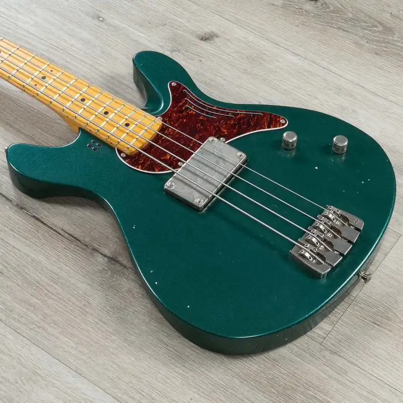 Popular Sandberg Florence Short-Scale Bass, Maple Fretboard, Alder Body, Soft-Aged British Racing Green