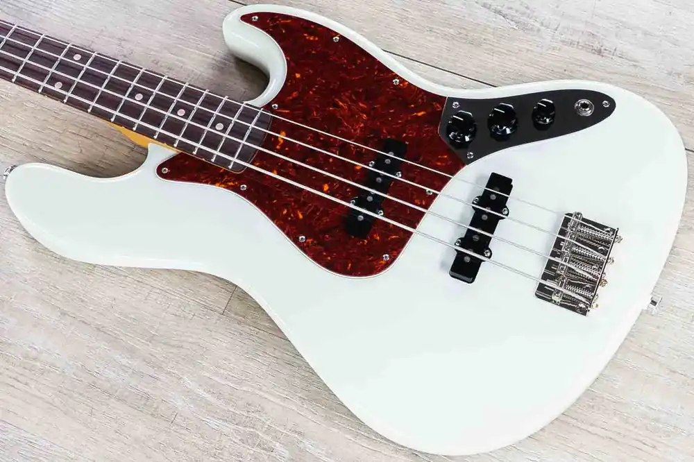 Flash Sale Suhr Classic J Bass Guitar w/ Gig Bag, Indian Rosewood Fingerboard, Olympic White