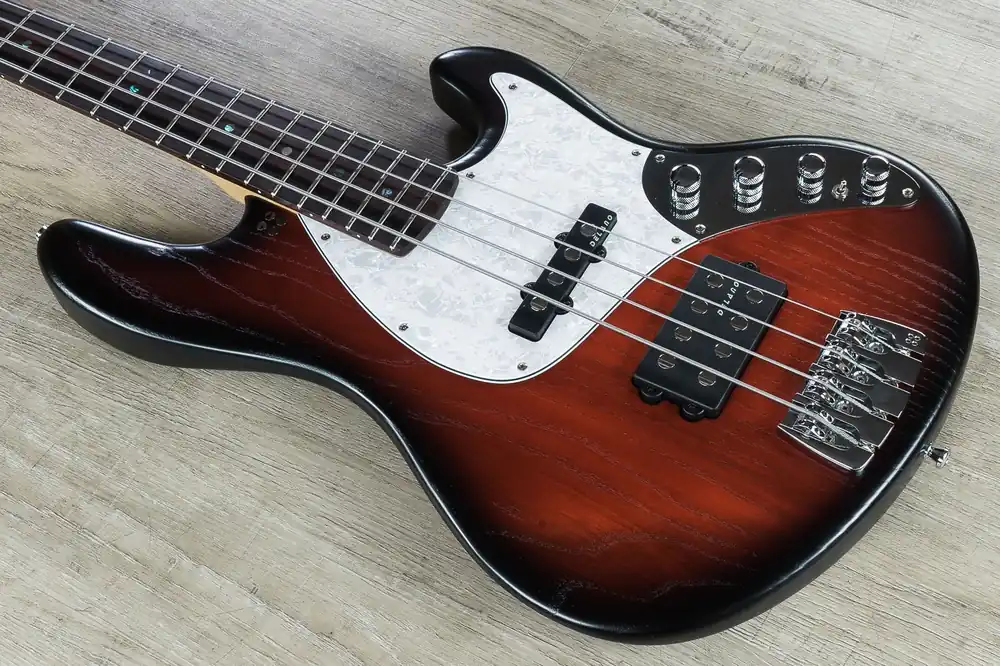 Popular Sandberg California II TM-4 4-String Electric Bass, Rosewood Fretboard, Gig Bag - Redburst