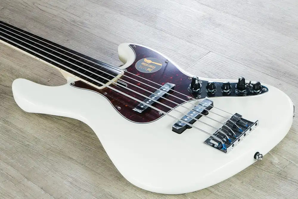 Sire Marcus Miller V7 5-String 2nd Gen Bass, Alder Body, Fretless, AWH, Antique White Bargain
