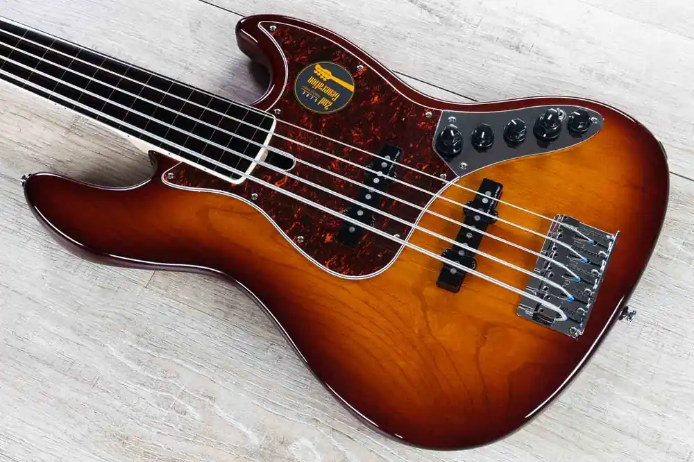 Price Cut Sire Marcus Miller V7 5-String 2nd Gen Bass, Alder Body, Fretless, TS, Tobacco Sunburst