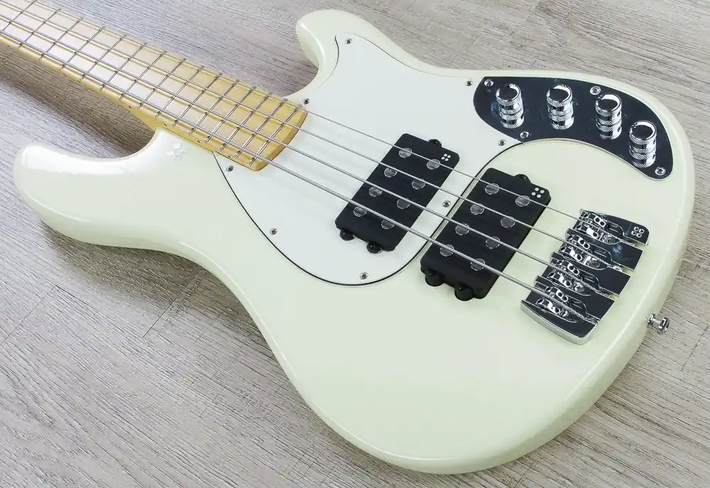 Sandberg California VM-2 Bass, Birdseye Maple Fretboard, Padded Case - Cream Best Price