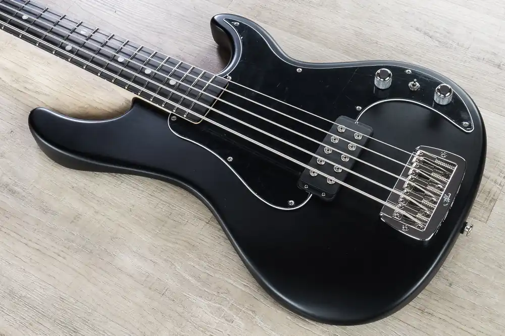 Limited Edition G&L USA Kiloton-5 5-String Electric Bass, Ebony Fingerboard, Hard Case - Jet Black