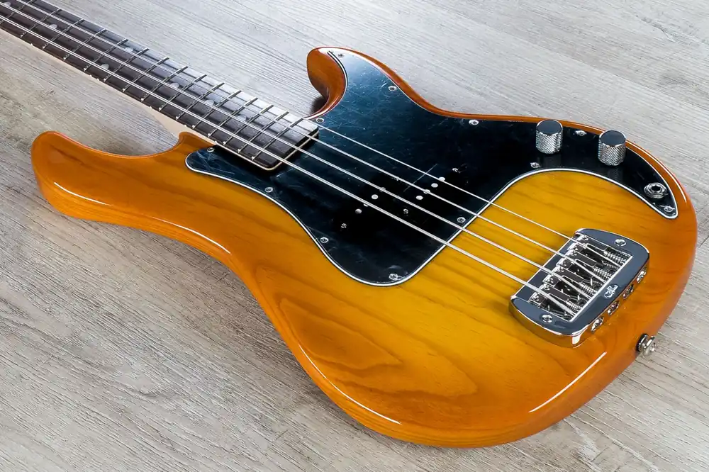 G&L USA LB-100 Electric Bass, Rosewood Fingerboard, Hard Case - Honeyburst No Minimum Order