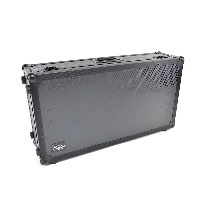 Worldwide Shipping Creation Music Blackout Series 32x16 Pedalboard Flight Case, Black