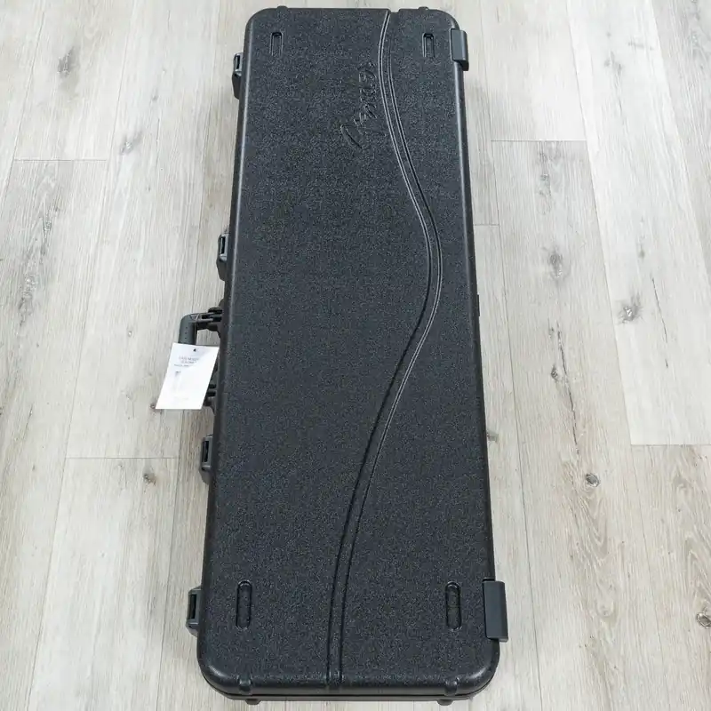 Crafted Fender American Elite Deluxe Molded Hardshell Case for Precision & Jazz Electric Bass