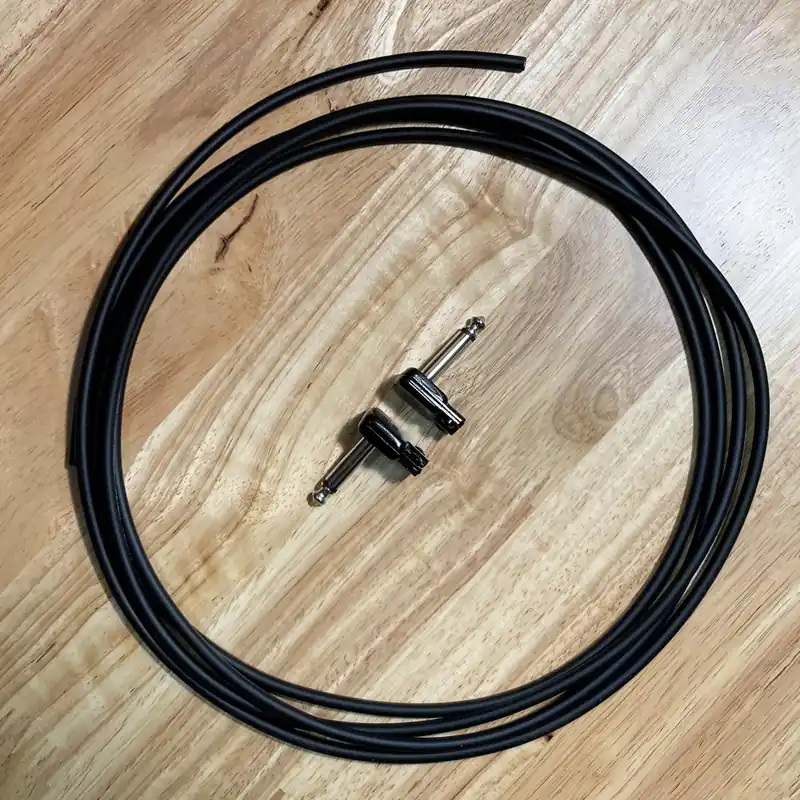 2-Pack Square Plug SP600B Black 1/4-Inch TS Right Angle Connector w/ 15ft Mogami 2524 Luxury