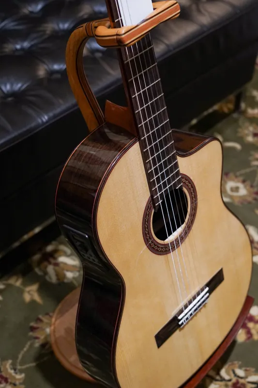 ORION Classical Guitar Spruce Rosewood OCG85SR-CE w/ Self Amp Pickup Mega Sale