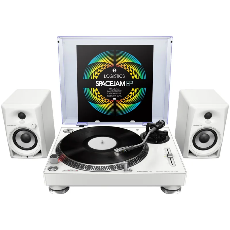 Get Yours Pioneer 1 x PLX500W + DM40D-W Bundle